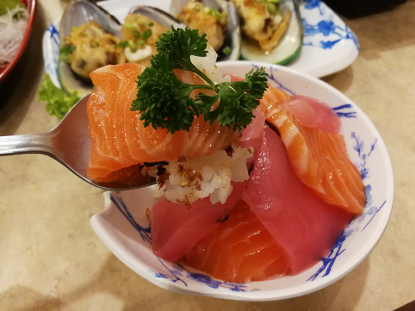 Tohkai-Japanese-Restaurant-central